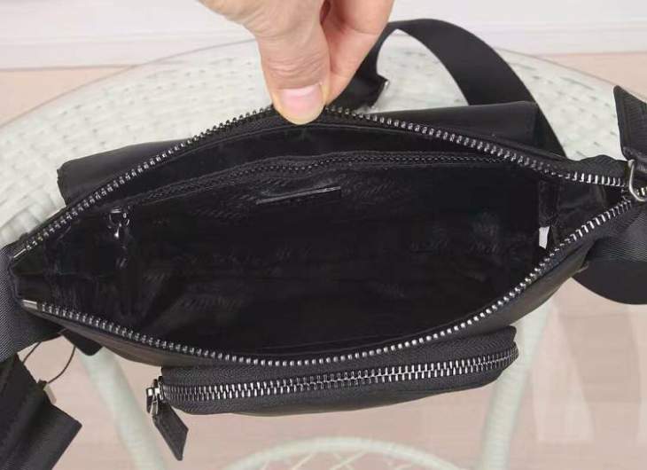 Picture of Prada Mens Bags _SKUfw167296990fw